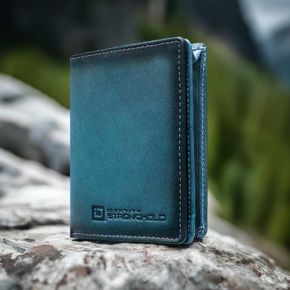 The Waltlet RFID Secure Minimalist Wallet