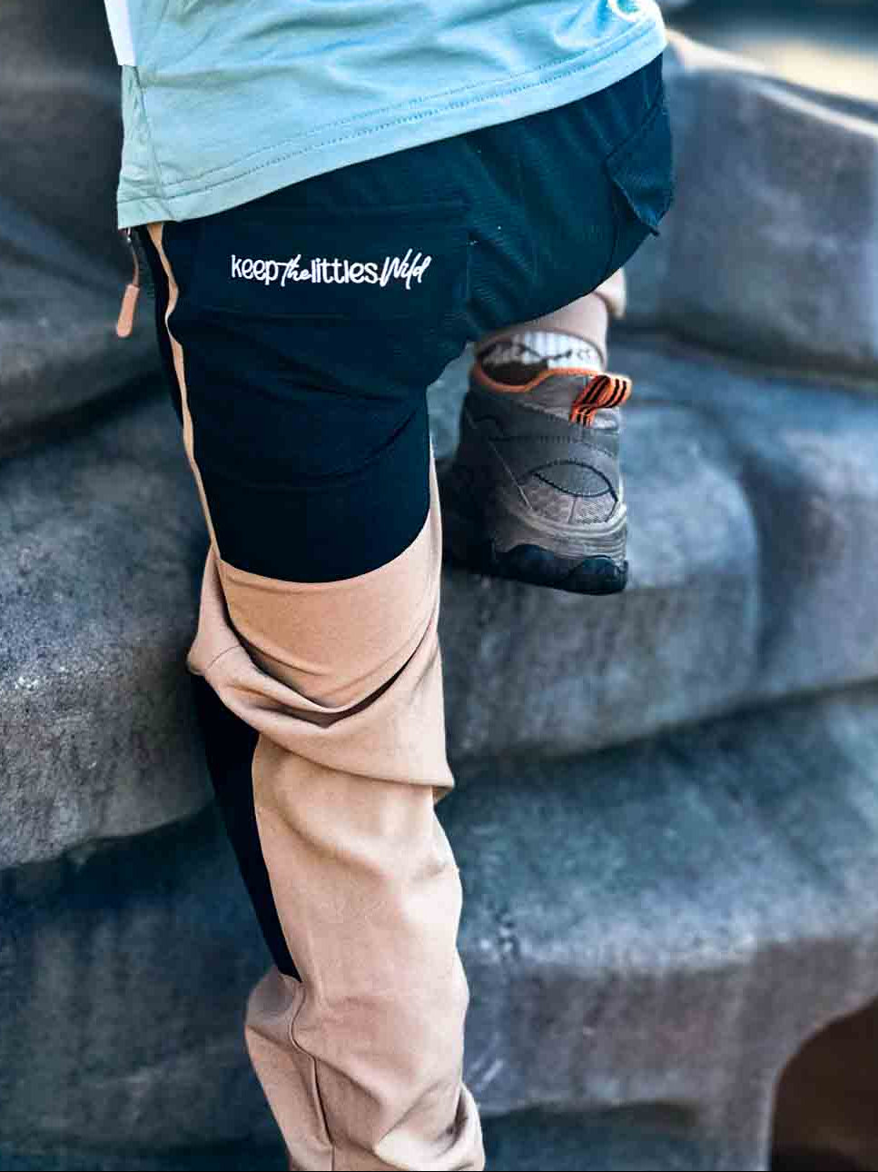 Hiking pants- water resistant tan